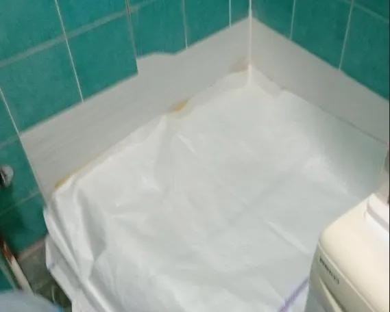 Kada prekrivena plastičnom folijom tokom ispitivanja
