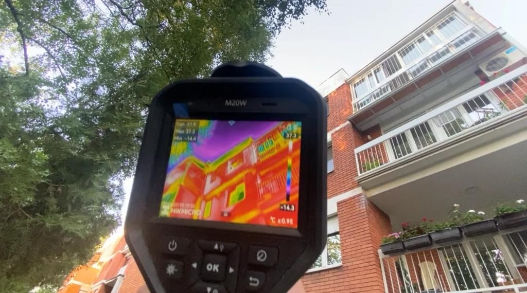 HIKMICRO M20W termovizijsko snimanje fasade zgrade