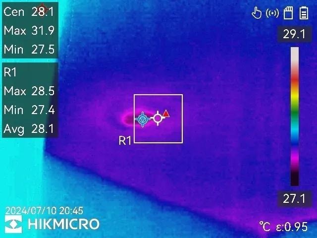 HIKMICRO termogram - detekcija vlage u zidu